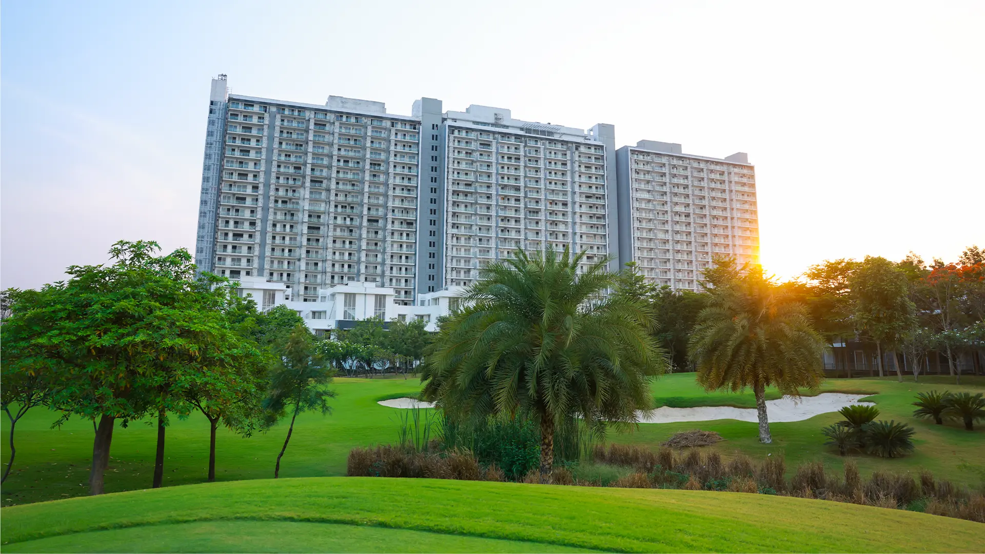 Godrej Golf Links Noida - India's Premier Golf Lifestyle Community